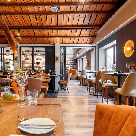 & Glamping Ons Plekje In Het Bos База отдыха Бикберген