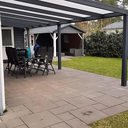 & Glamping Ons Plekje In Het Bos * Beekbergen