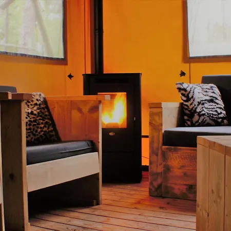 & Glamping Ons Plekje In Het Bos *