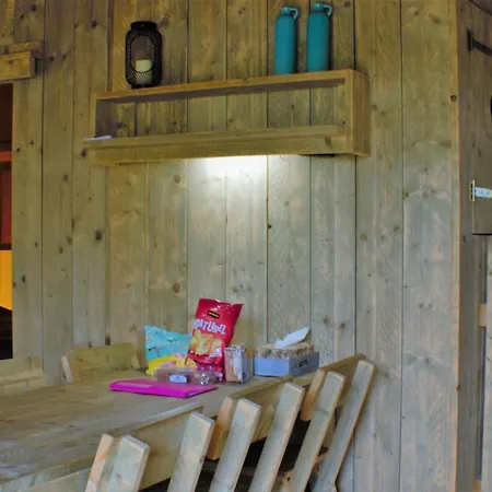 Tatil parkı & Glamping Ons Plekje In Het Bos *