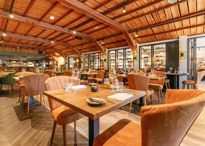 Parque de vacaciones & Glamping Ons Plekje In Het Bos