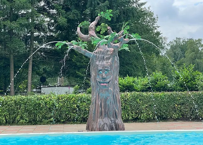 & Glamping Ons Plekje In Het Bos Kompleks wypoczynkowy Beekbergen