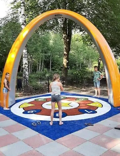 & Glamping Ons Plekje In Het Bos Kompleks wypoczynkowy