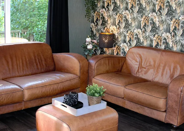 & Glamping Ons Plekje In Het Bos Kompleks wypoczynkowy *