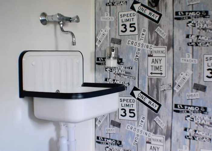 & Glamping Ons Plekje In Het Bos Kompleks wypoczynkowy Beekbergen